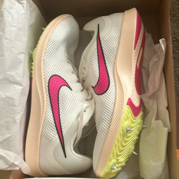 Nike Zoom Rival Distance Spikes, In the box has two keys. - Picture 1 of 2